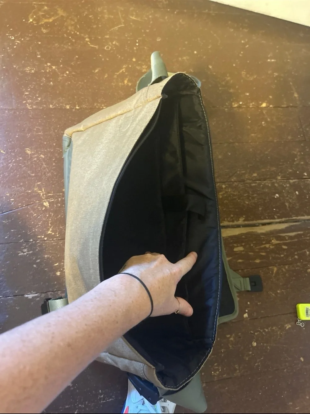 Oakley Olive Green and Tan Messenger Crossbody Bag